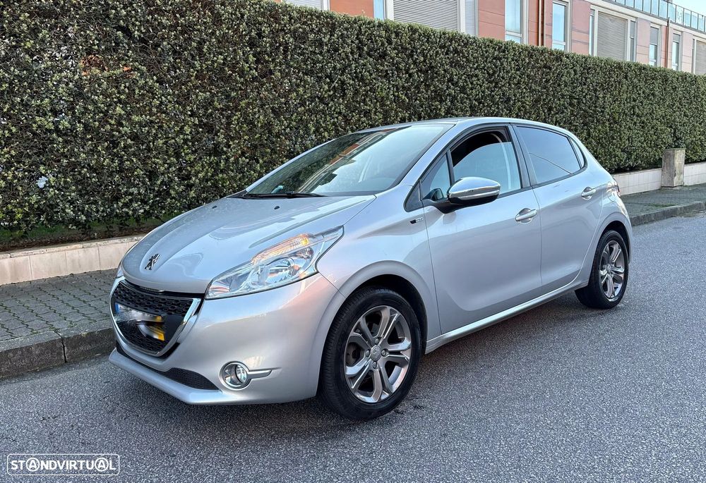 Peugeot 208 1.4 HDi SE Style - 16