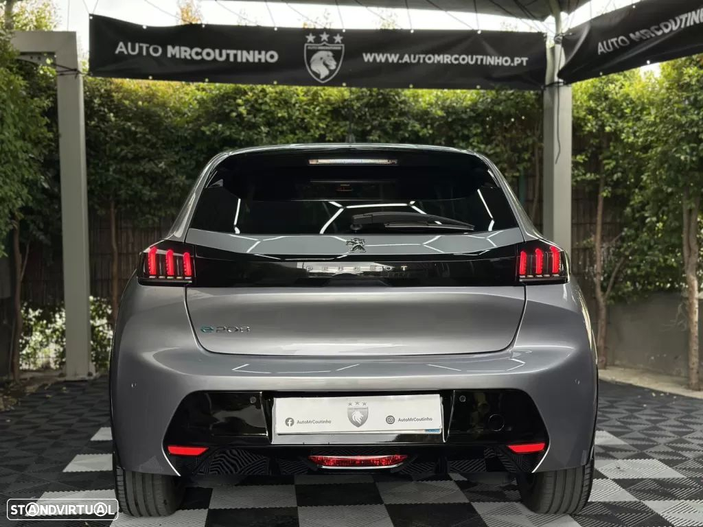 Peugeot e-208 50 kWh Allure - 5