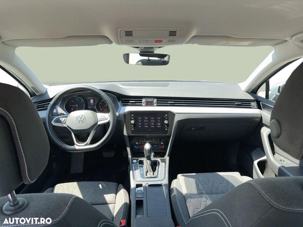 Volkswagen Passat 2.0 TDI SCR DSG Business - 12