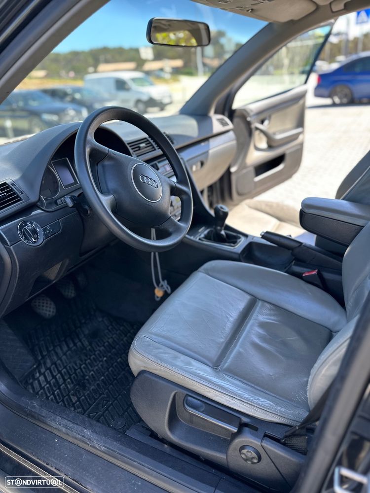 Audi A4 Avant 1.9 TDI m5 - 13