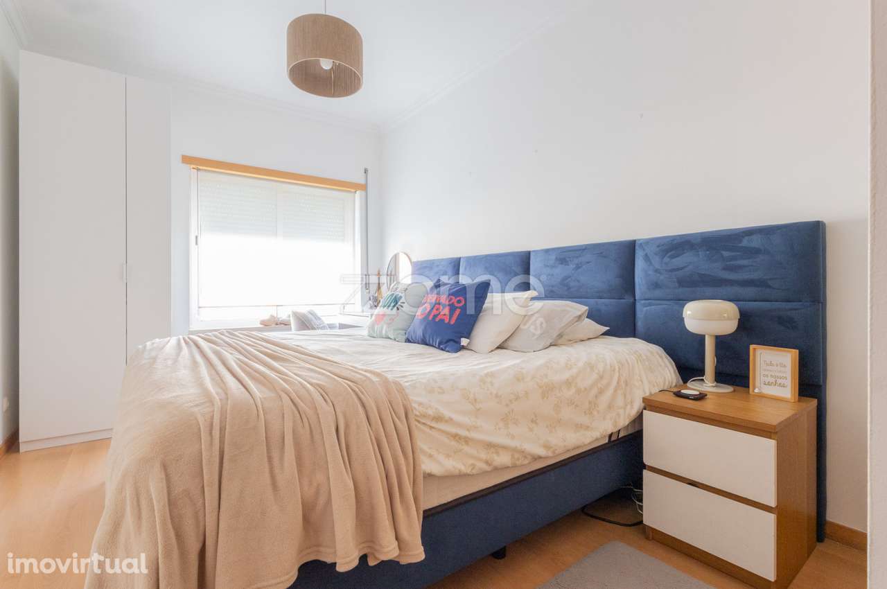 Apartamento T2 com logradouro privativo, box e lugar de estacionamento - Grande imagem: 4/27