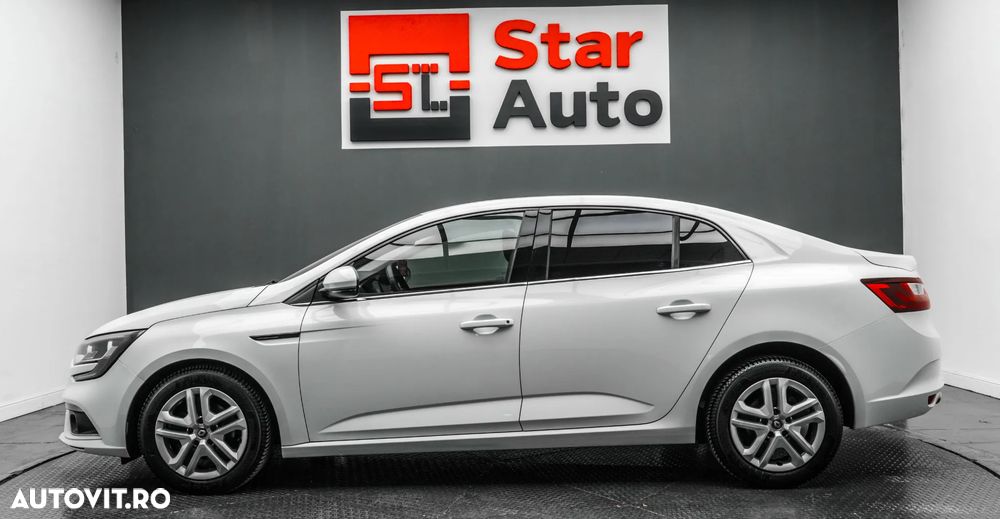 Renault Megane TCe 140 GPF EDC Equilibre - 10