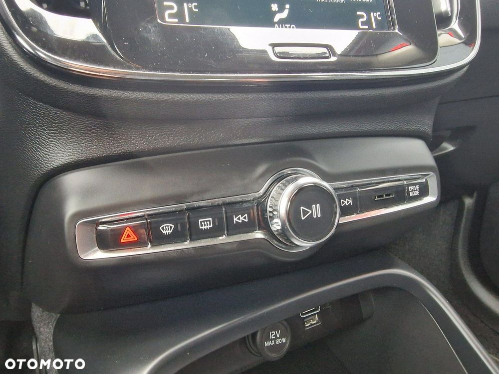 Volvo XC 40 T4 Plug-In Hybrid Inscription Expression Pro - 40