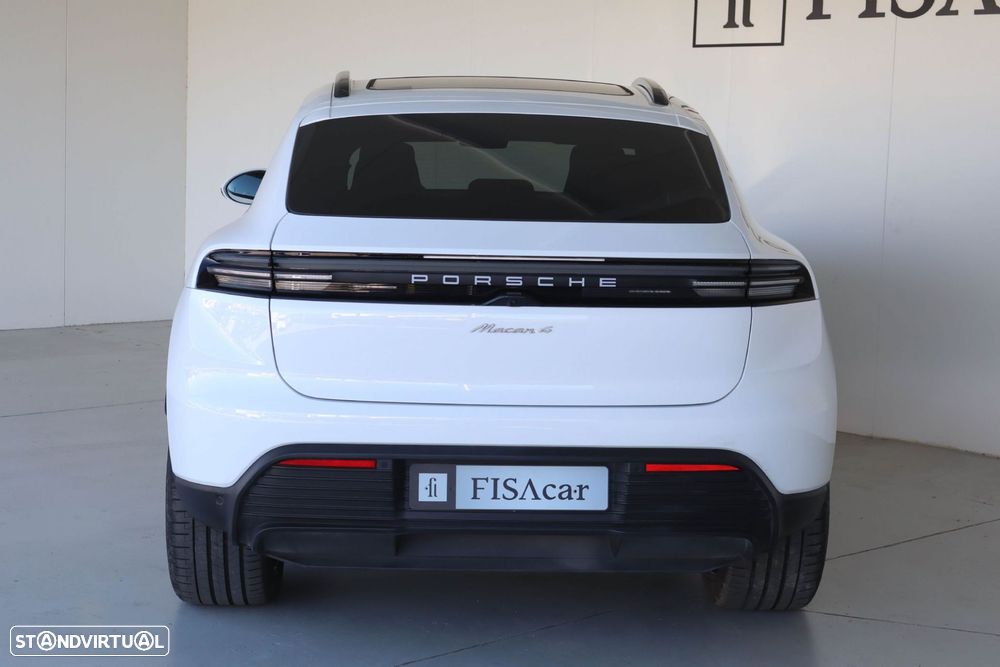 Porsche Macan Electric 4 - 9