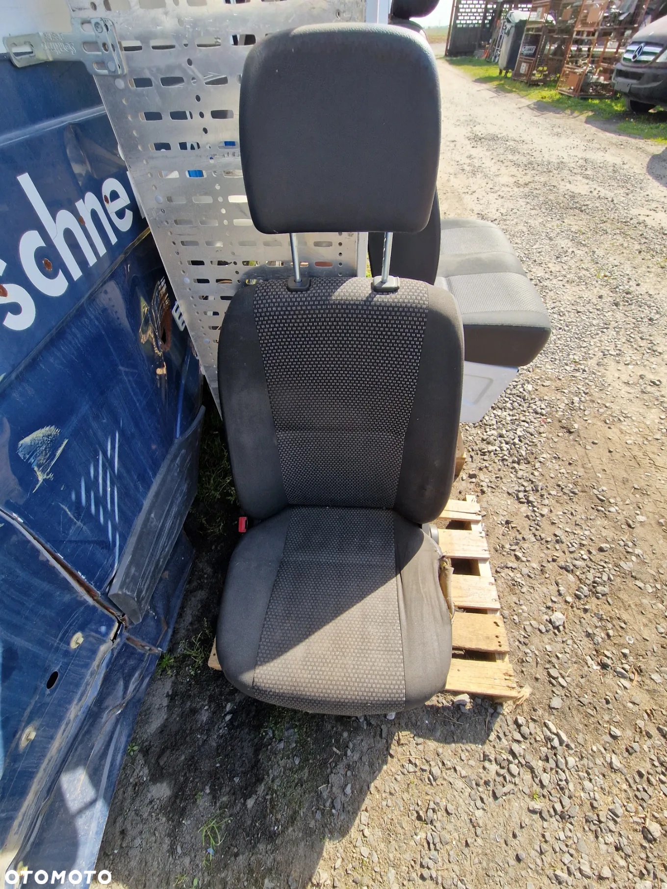 FOTEL MERCEDES SPRINTER 906 - 4