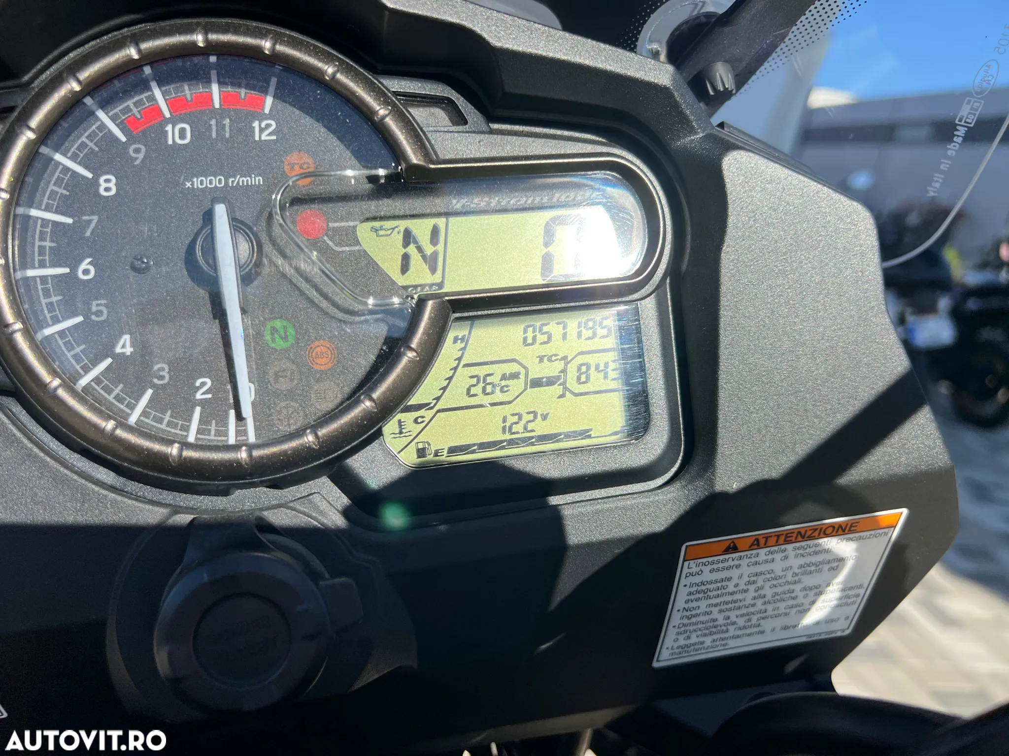 Suzuki DL 1000 V-Strom - 14