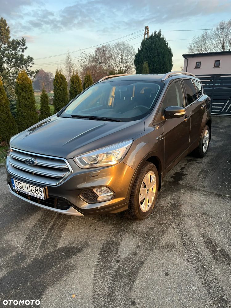 Ford Kuga - 1
