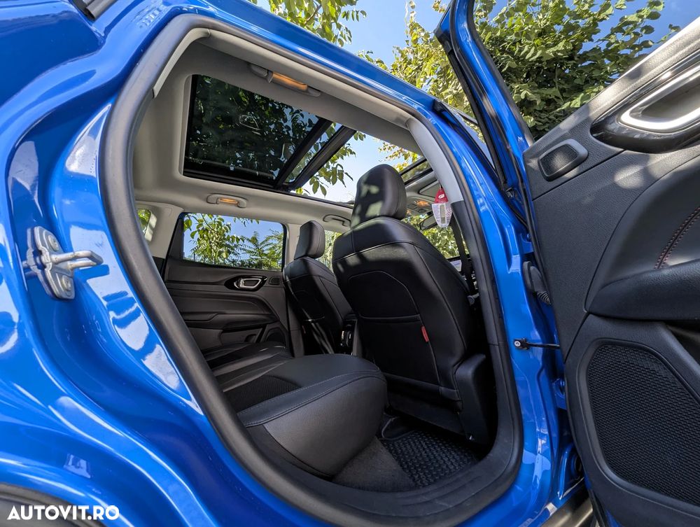 Jeep Compass 1.3T 4xe AT6 PHEV Trailhawk - 12