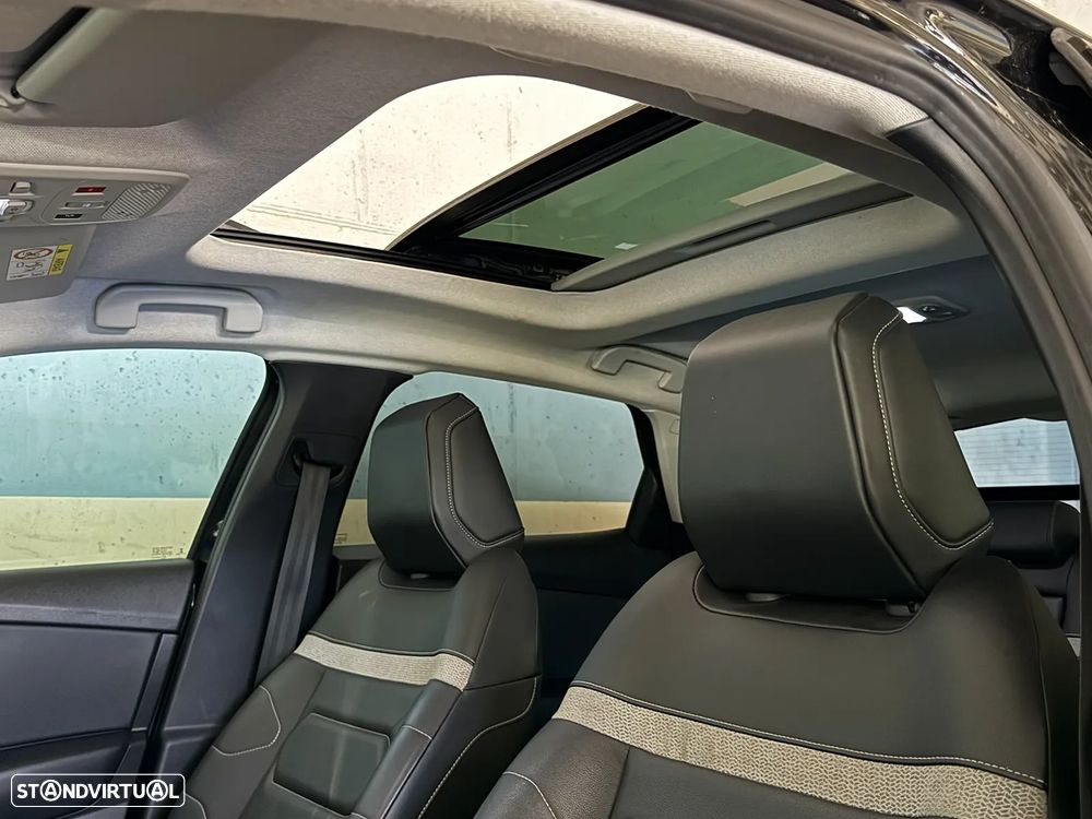Citroën C4 PureTech 155 Stop&Start EAT8 SHINE - 8