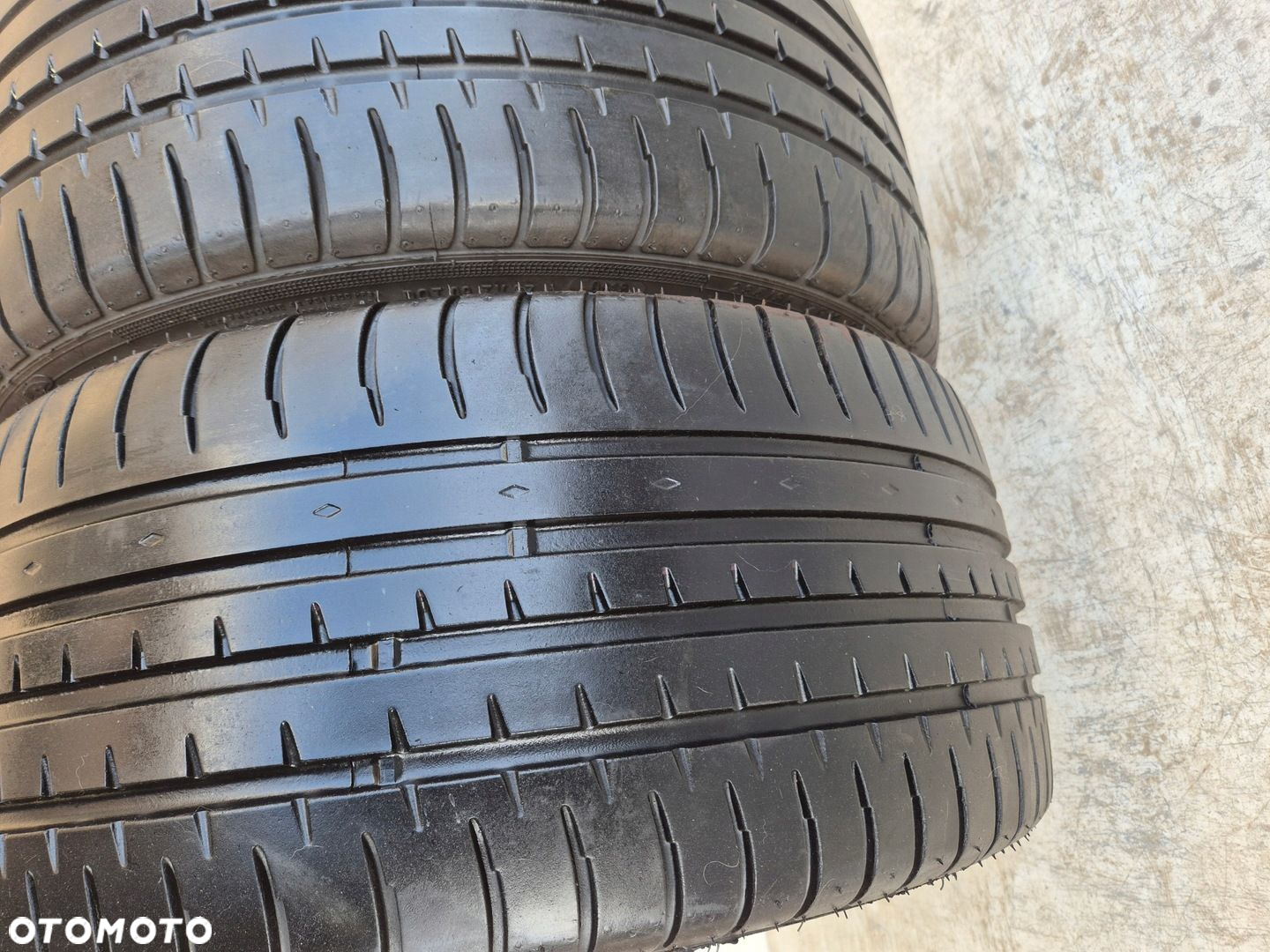 Accelera PHI 235/35 R19 91Y XL 6,5mm. - 6