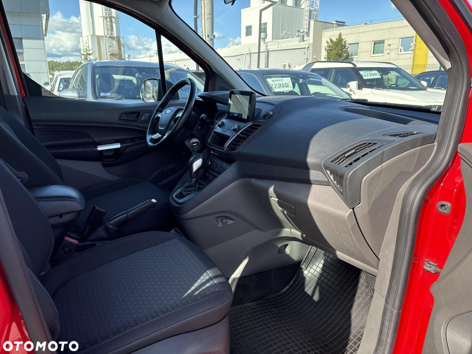 Ford Transit Connect - 9
