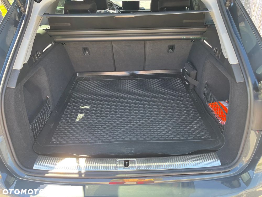 Audi A4 Avant 40 TDI mHEV Advanced S tronic - 9