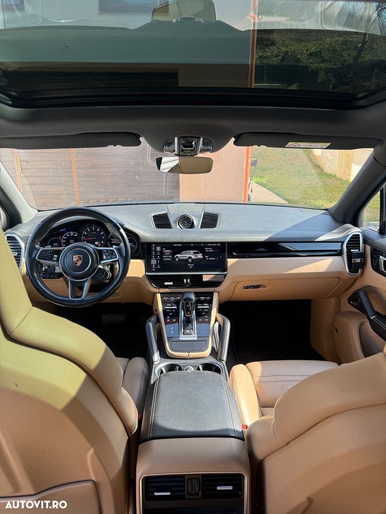 Porsche Cayenne Standard - 10