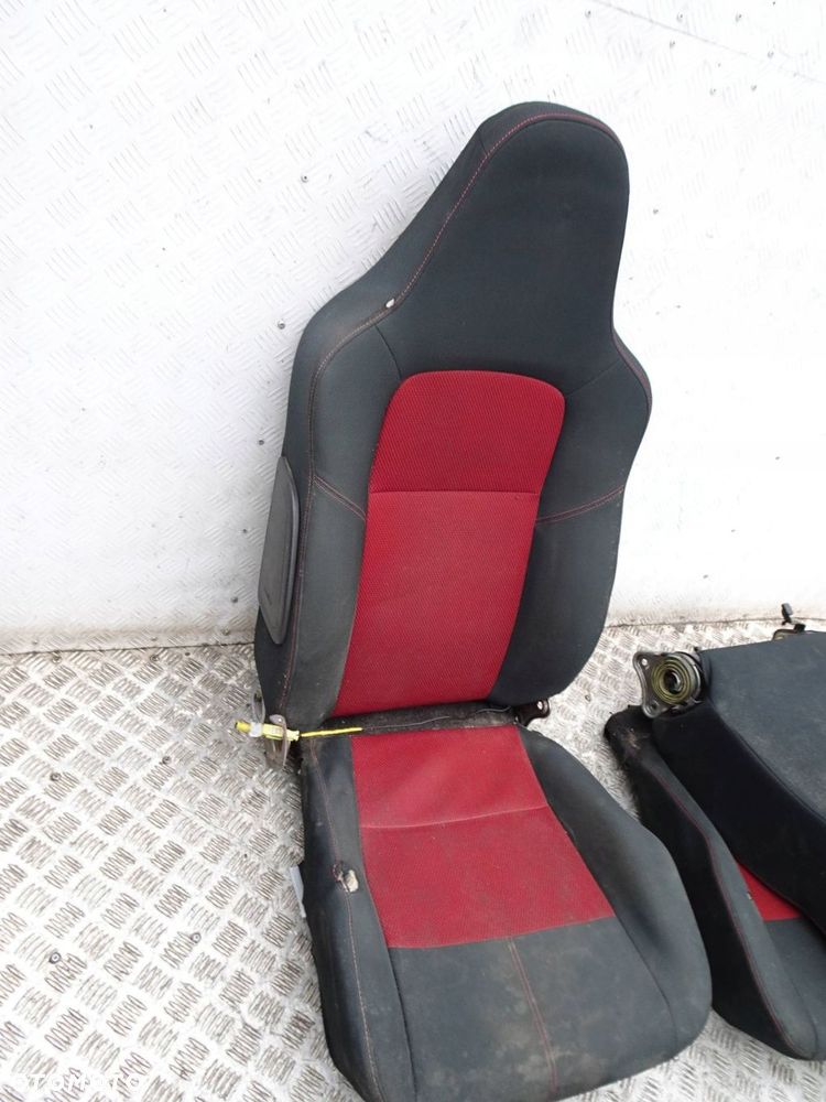 poszycie foteli przód suzuki swift mk6 sport - 12