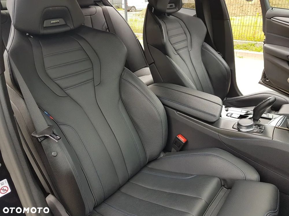 BMW Seria 5 540d xDrive M Sport Edition - 29