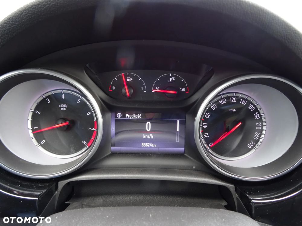 Opel Astra 1.4 Turbo Start/Stop Innovation - 11