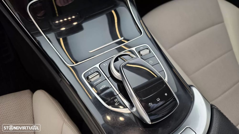Mercedes-Benz C 350 e T 7G-TRONIC AMG Line - 44