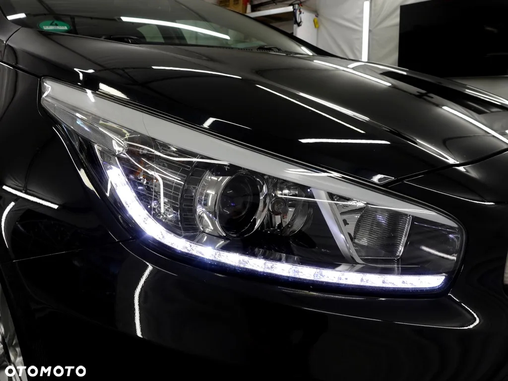 Kia Ceed Cee'd 1.6 GDI L Business Line - 31
