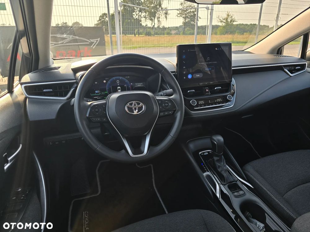 Toyota Corolla 1.8 Hybrid Comfort - 21