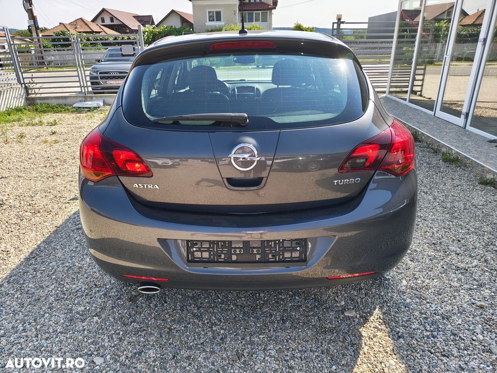 Opel Astra 1.4 Turbo Cosmo - 6