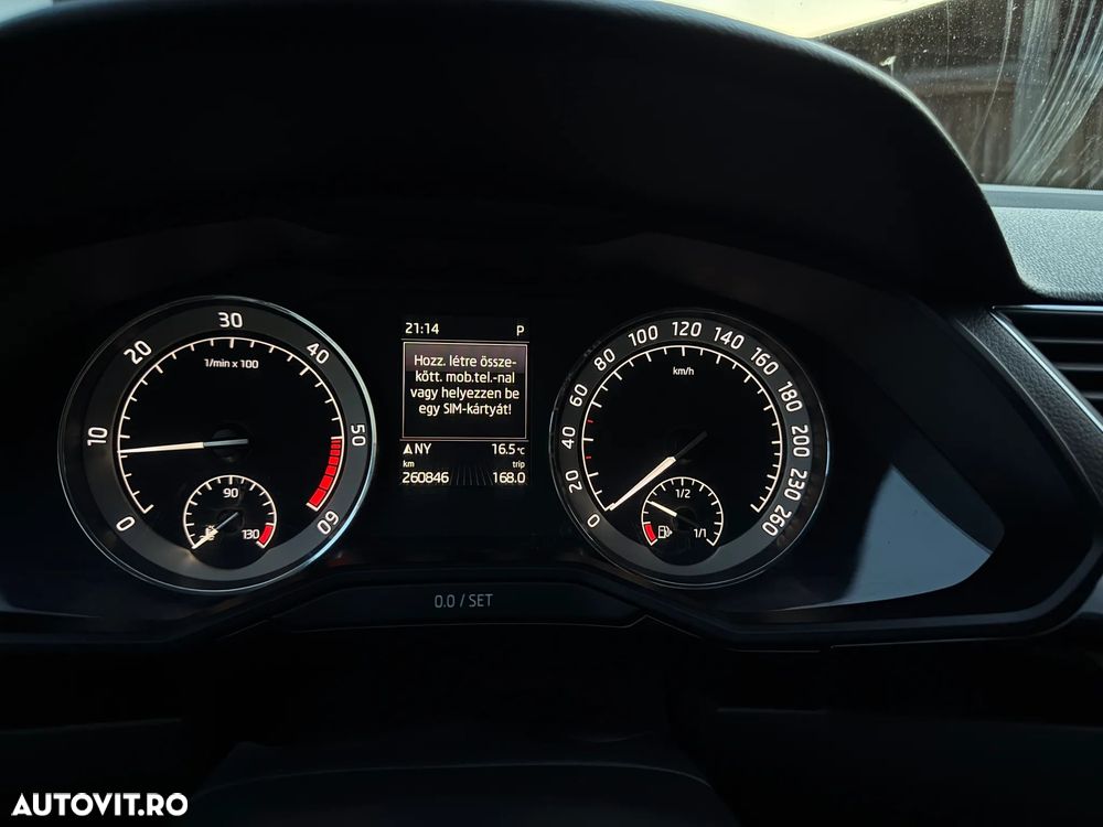 Skoda Superb 2.0 TDI DSG Laurin & Klement - 5