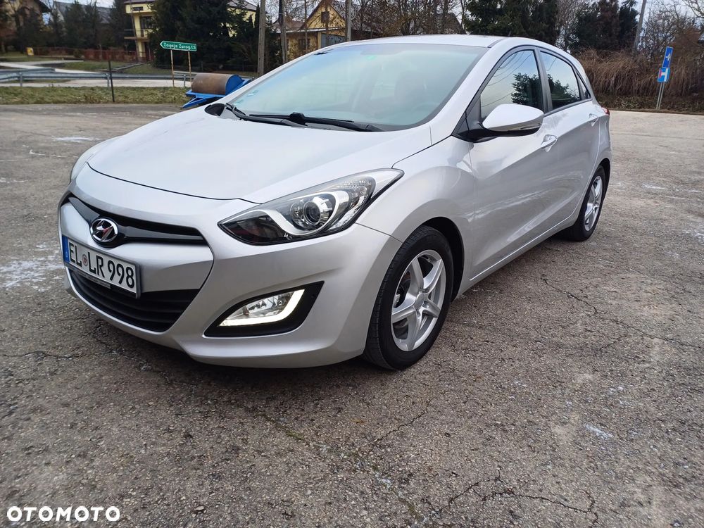 Hyundai i30 blue 1.6 GDI Style - 1