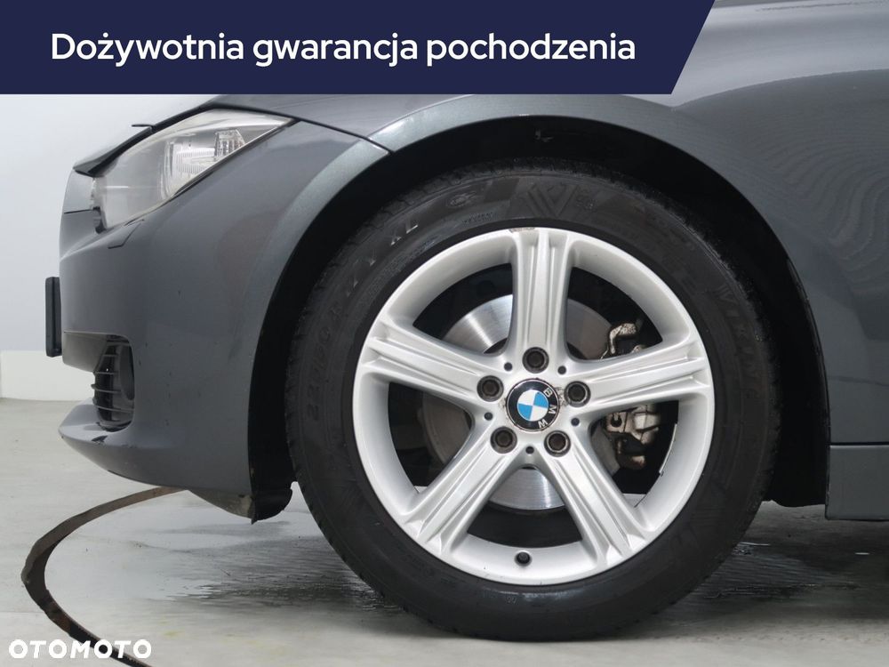 BMW Seria 3 - 17