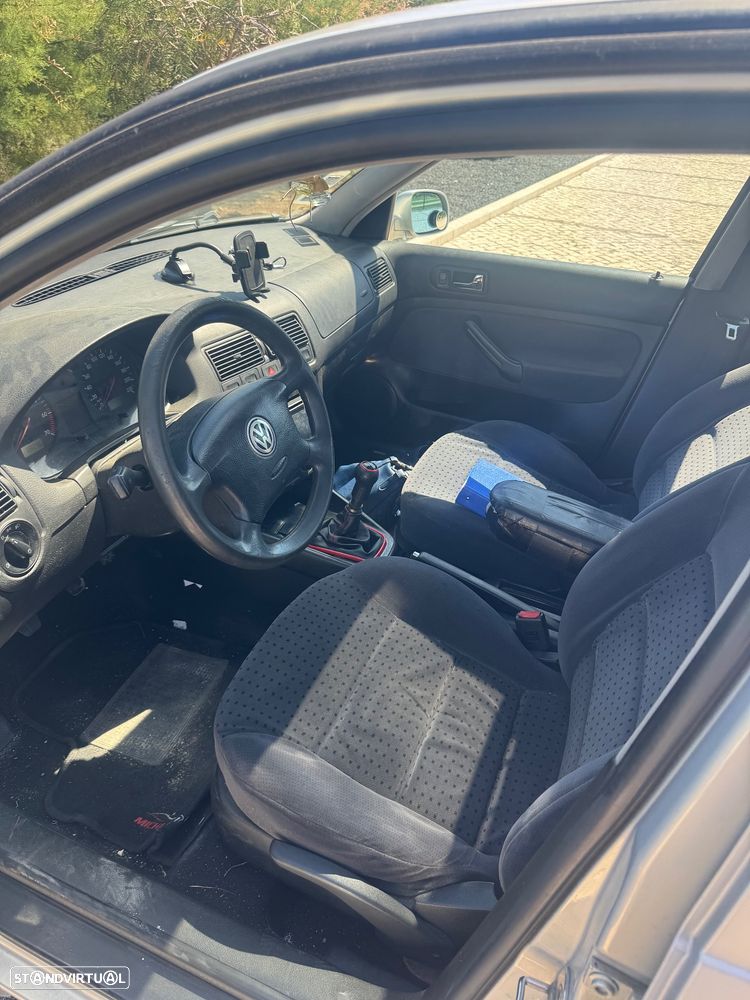 VW Golf - 8
