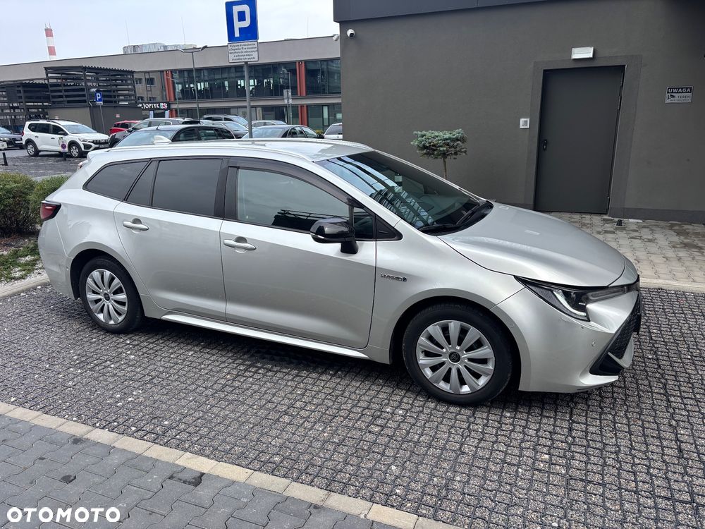Toyota Corolla 1.8 Hybrid Executive - 24