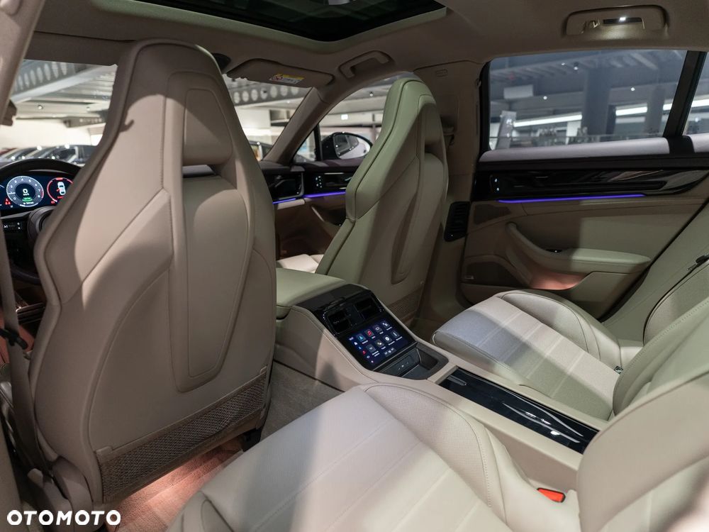 Porsche Panamera 4S E-Hybrid - 37