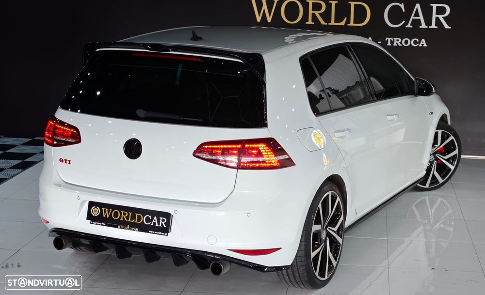 VW Golf - 21