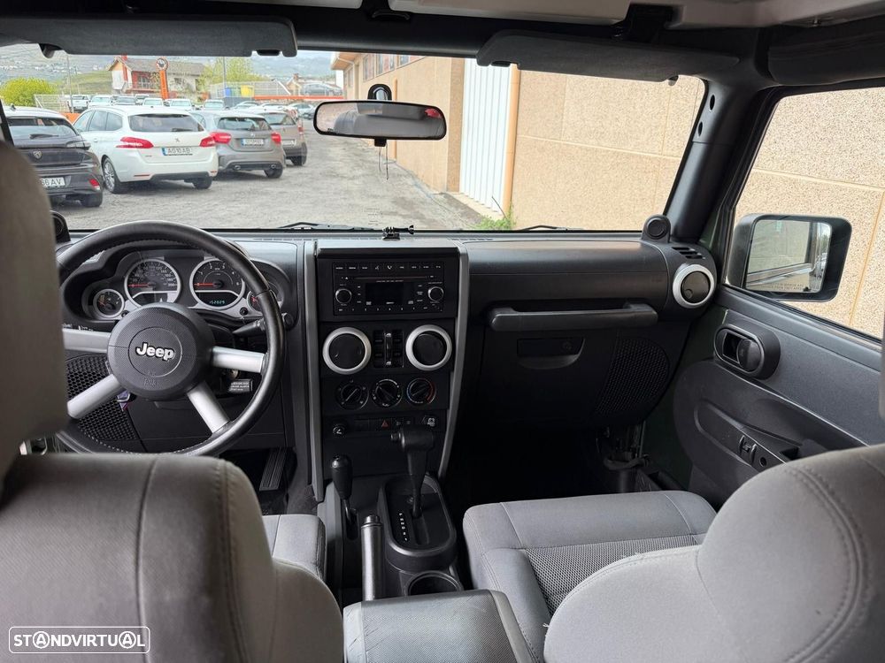 Jeep Wrangler Unlimited 2.8 CRD ATX Sahara Limited - 9