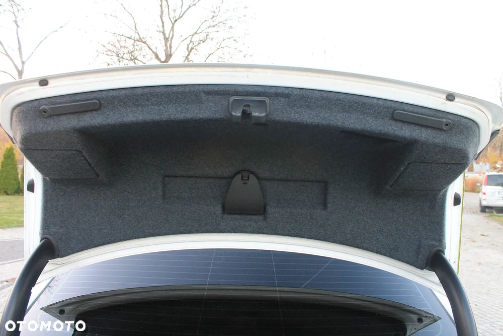 Audi A4 Limousine 1.8T - 18