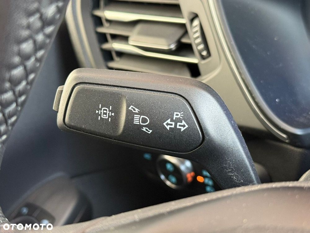Ford Kuga - 19