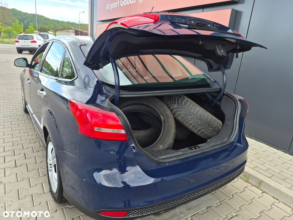 Ford Focus 1.6 Titanium - 8