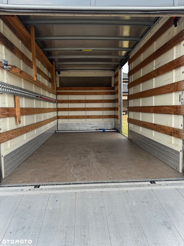 Volkswagen Crafter - 10