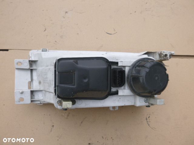 LAMPA LEWY PRZÓD LEWA PRZEDNIA SKODA OCTAVIA I FL - 12