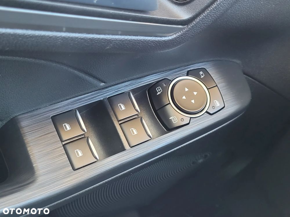 Ford Kuga 1.5 EcoBlue TITANIUM - 29