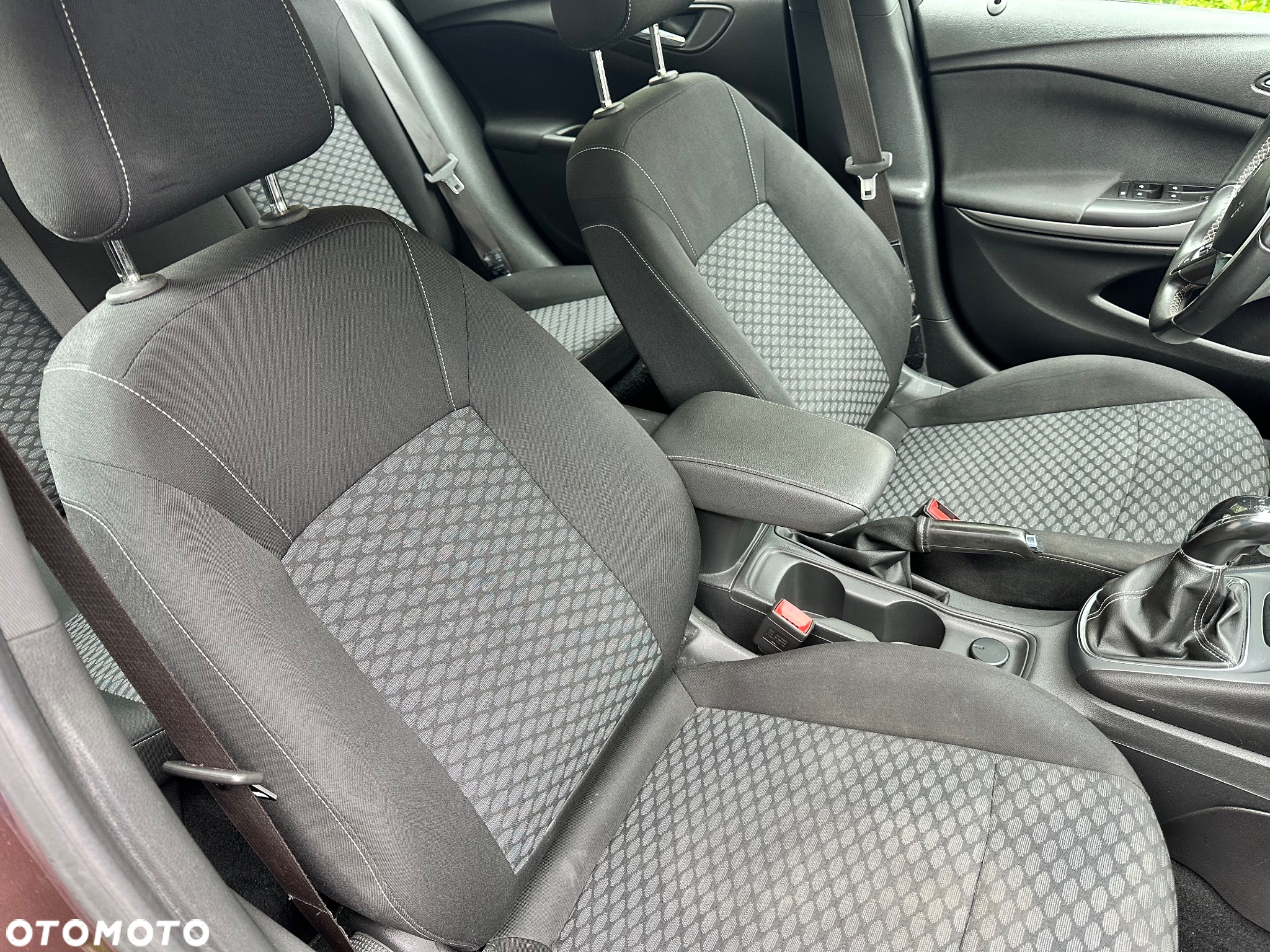 Opel Astra IV 1.6 CDTI Enjoy - 20