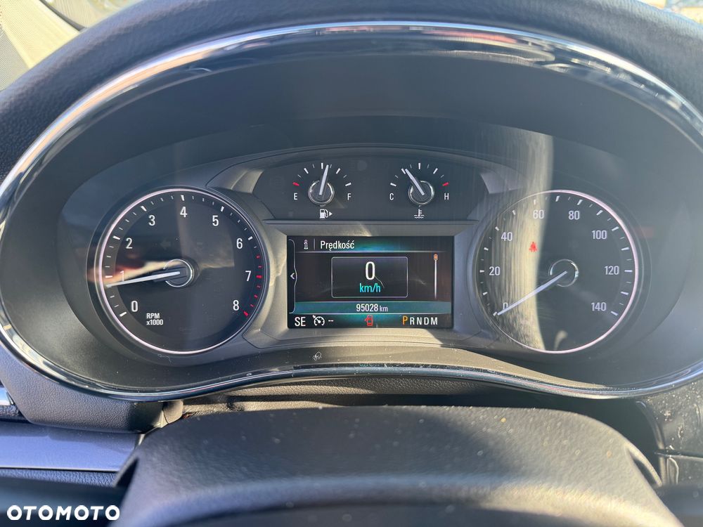 Buick Encore - 22