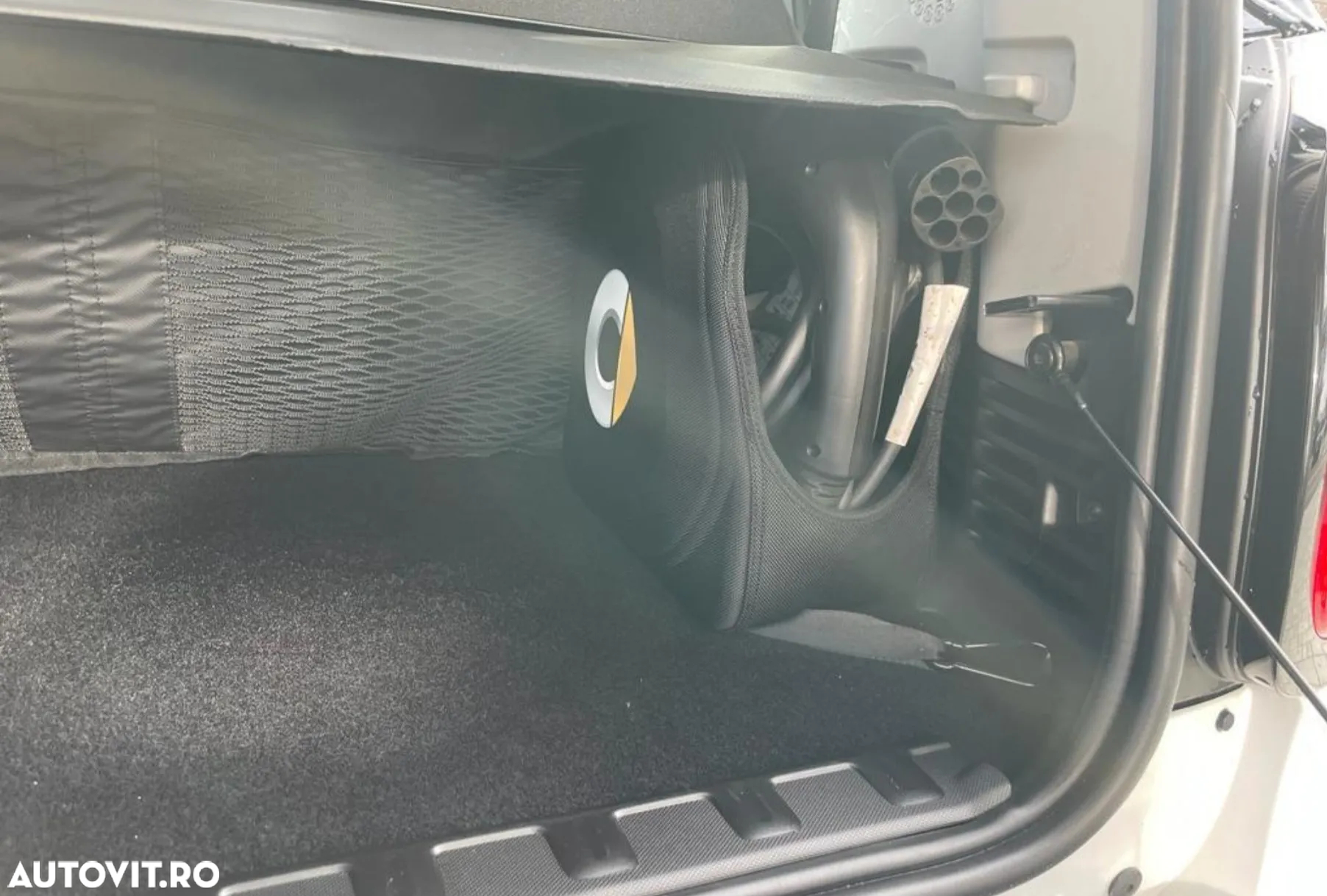 Smart Fortwo 60 kW electric drive - 9