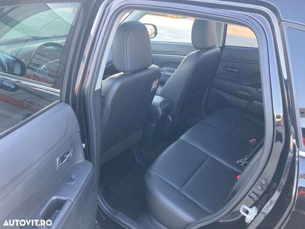 Mitsubishi ASX 1.8 DI-D 4WD Instyle - 29