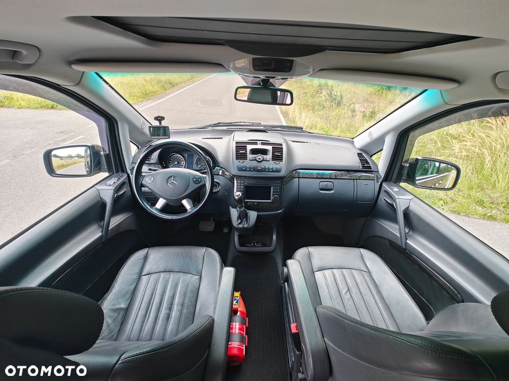Mercedes-Benz Viano - 17