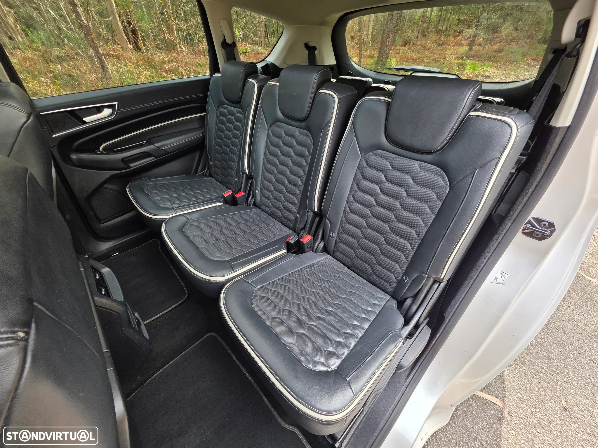 Ford S-Max 2.0 TDCi Vignale Powershift - 35