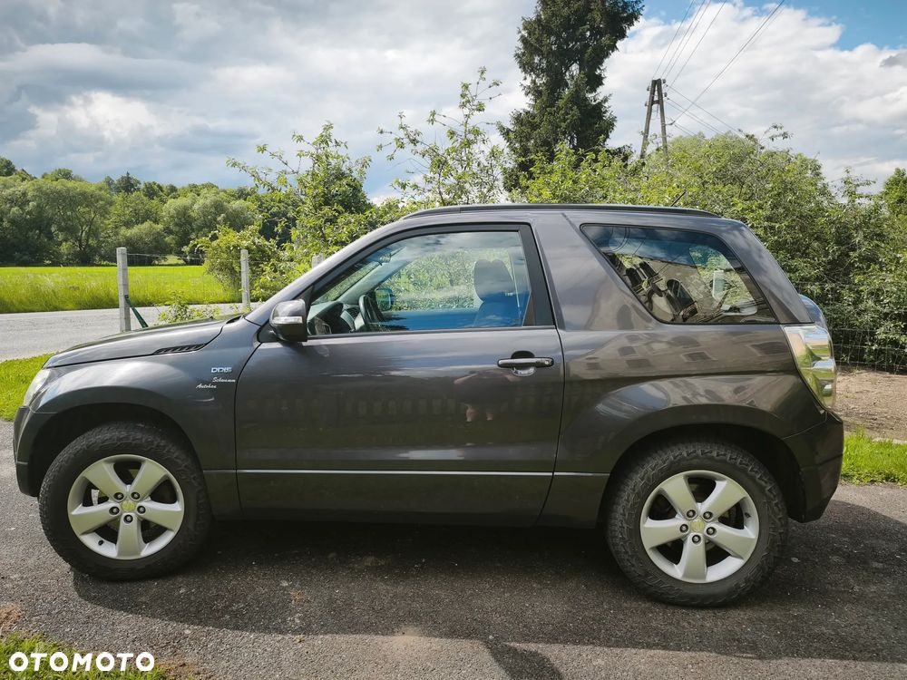 Suzuki Grand Vitara 1.9 DDiS Comfort - 32