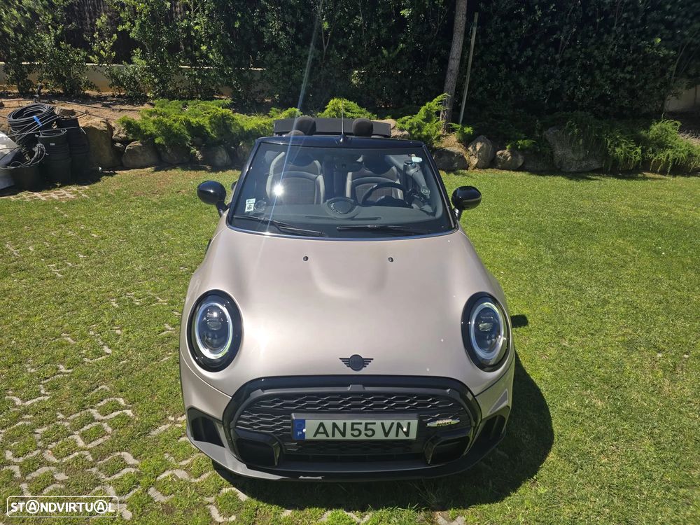 MINI Cabrio Cooper Premium Extra JCW Auto - 37