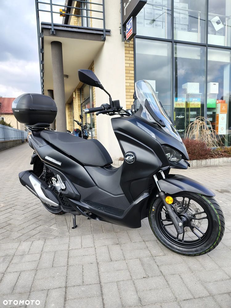 QJMOTOR MTX 125 - 33