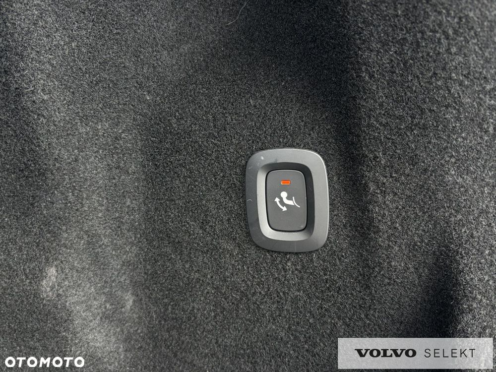 Volvo XC 60 - 22