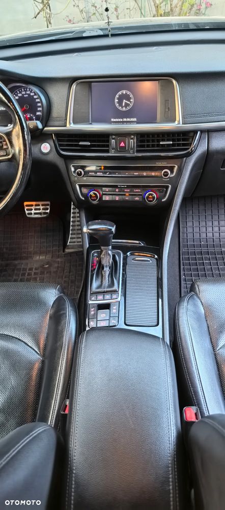 Kia Optima 1.7 CRDI XL DCT - 11