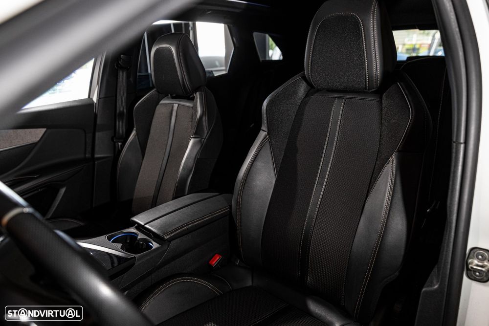 Peugeot 3008 1.6 Hybrid GT e-EAT8 - 22